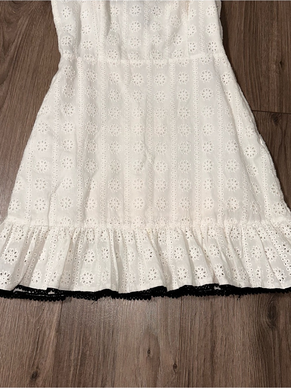 White Eyelet Cotton Mini Dress with Black Trim Cotton Lining Summer NWOT - Picture 2 of 10